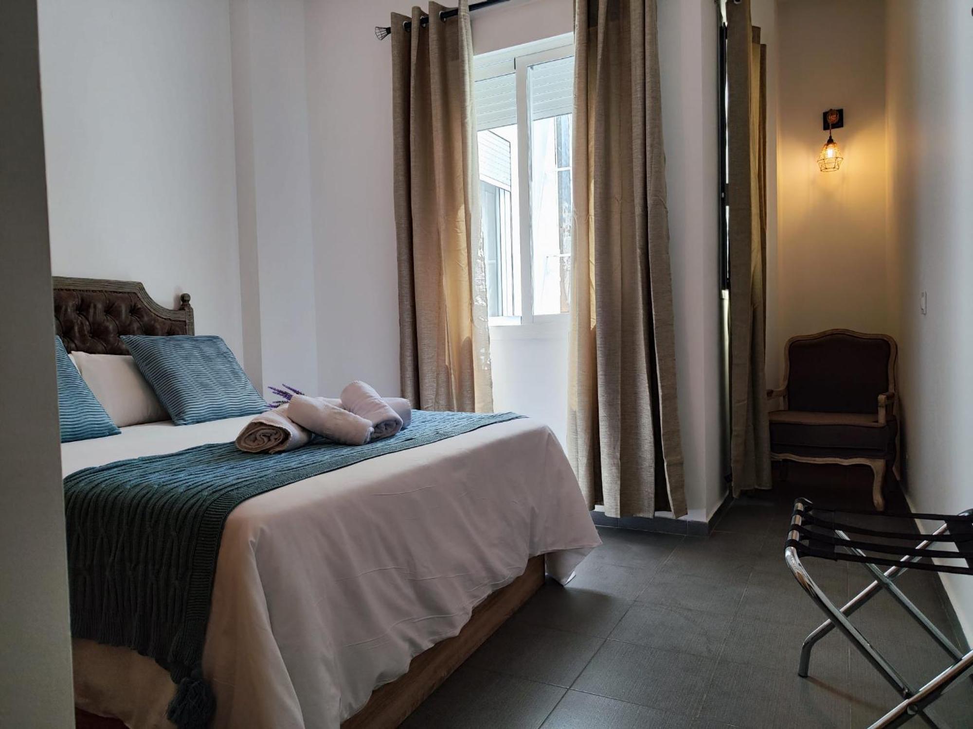 Suite Del Mercado Little Apartments Cadiz Exterior photo